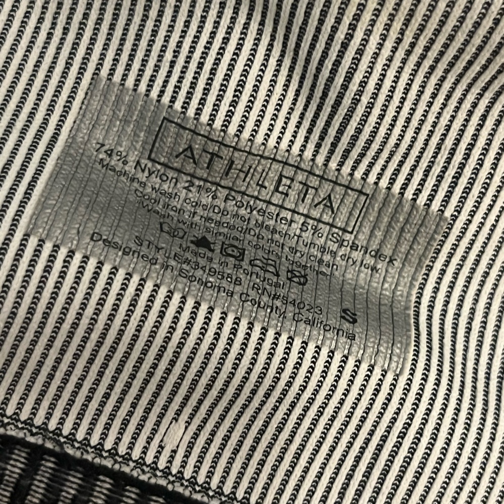 Athleta Lightly Worn Warm Base Layer Leggings Flu… - image 5